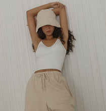 將圖片載入圖庫檢視器 CONCHWEAR 甜辣鏤空彈力背心 5色