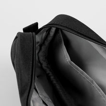 將圖片載入圖庫檢視器 MUZIK TIGER 胖虎刺繡筆袋 2款