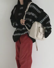 將影片載入圖庫檢視器並播放,MARHEN.J Mark Large 黑色簡約後背包