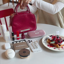 將影片載入圖庫檢視器並播放,MARHEN.J Betty 復古名伶皮革保齡球包 (3色)