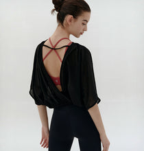 將圖片載入圖庫檢視器 CONCHWEAR 優雅寬袖開背罩衫 3色