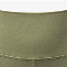 將圖片載入圖庫檢視器 CITYBREEZE ACTIVE AIRY 運動緊身五分褲 橄欖綠