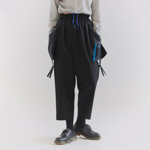 將圖片載入圖庫檢視器 CCOMAQUE BY DOLSILNAI 黑色大口袋寬版長褲