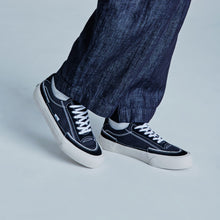 將圖片載入圖庫檢視器 ELLDU Underlay 黑色厚底帆布鞋