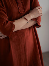 將圖片載入圖庫檢視器 DOLSILNAI 領口刺繡連身洋裝 (2色)