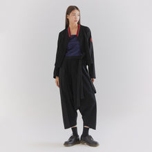 將圖片載入圖庫檢視器 CCOMAQUE BY DOLSILNAI 牡丹Logo黑色羅紋夾克

