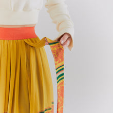 將圖片載入圖庫檢視器 CCOMAQUE BY DOLSILNAI 黃色斯蘭丹長裙