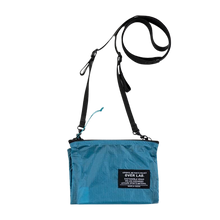 將圖片載入圖庫檢視器 OVER LAB Another High 深藍色可折疊環保斜垮包