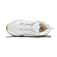 將圖片載入圖庫檢視器 AKIII CLASSIC Urban Tracker 米白色經典復刻中性老爹鞋