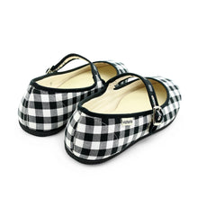 將圖片載入圖庫檢視器 VICTORIA 黑白瑪莉珍格紋娃娃鞋