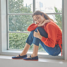 將圖片載入圖庫檢視器 VICTORIA 深藍色瑪莉珍鞋