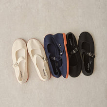 將圖片載入圖庫檢視器 VICTORIA 黑色瑪莉珍鞋