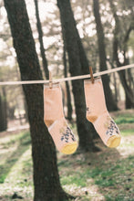 將圖片載入圖庫檢視器 I HATE MONDAY Hey金蔥邊襪