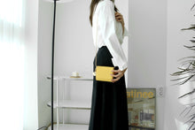 將圖片載入圖庫檢視器 D.LAB Teen Lip 鍊條迷你黃色方包