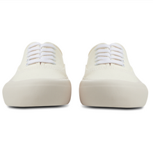 將圖片載入圖庫檢視器 ELLDU Toe-Easy 白色厚底帆布鞋