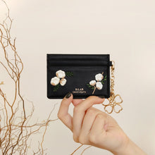 將圖片載入圖庫檢視器 D.LAB 生日花刺繡十二月卡夾