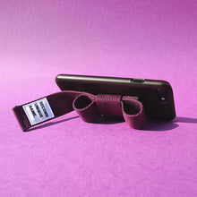 將圖片載入圖庫檢視器 SECOND UNIQUE NAME 巧克力葡萄蝴蝶結指套手機殼