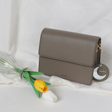 將圖片載入圖庫檢視器 D.LAB May 咖啡色斜肩包
