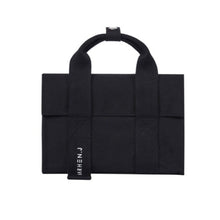 將圖片載入圖庫檢視器 MARHEN.J Roy Nano 全黑帆布包(SHINee 泰民同款)