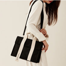 將圖片載入圖庫檢視器 MARHEN.J Roy Mini 黑色帆布包