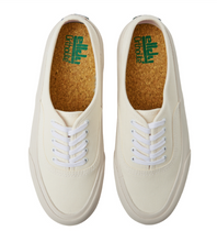 將圖片載入圖庫檢視器 ELLDU Toe-Easy 白色厚底帆布鞋