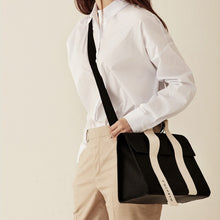 將圖片載入圖庫檢視器 MARHEN.J Roy Mini 黑色帆布包