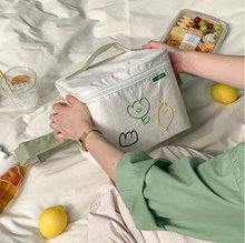 將圖片載入圖庫檢視器 SECOND MORNING 綠花園可背式防水保冷袋