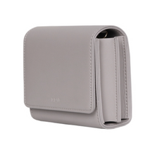 將圖片載入圖庫檢視器 D.LAB Teen Lip 鍊條迷你灰褐色方包