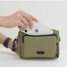 將圖片載入圖庫檢視器 D.LAB Dura 軍綠色休閒斜背包