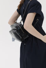 將圖片載入圖庫檢視器 NIEEH 環保皮革黑色雙肩包
