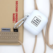 將圖片載入圖庫檢視器 SECOND UNIQUE NAME 卡其色吊環背帶手機殼