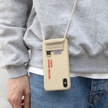 將圖片載入圖庫檢視器 SECOND UNIQUE NAME 卡其色吊環背帶手機殼