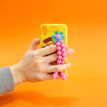 將圖片載入圖庫檢視器 SECOND UNIQUE NAME 串珠指套手機殼_草莓粉