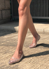 將圖片載入圖庫檢視器 HEAVENLY JELLY Sleek Glitter 銀色低跟果凍鞋