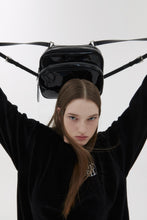 將圖片載入圖庫檢視器 NIEEH 環保皮革黑色雙肩包