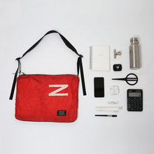 將圖片載入圖庫檢視器 OVER LAB Another High 大尺寸環保斜垮包_4色