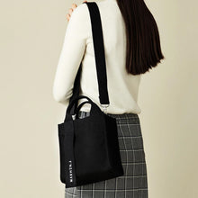 將圖片載入圖庫檢視器 MARHEN.J Ricky Mini 全黑帆布包