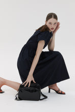 將圖片載入圖庫檢視器 NIEEH 環保皮革黑色雙肩包