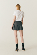 將圖片載入圖庫檢視器 CITYBREEZE 短版LogoT恤 ((G)IDLE曹薇娟同款) (3色可選_白色/黑色/粉色)