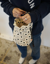 將圖片載入圖庫檢視器 BOLSAC Poppy兩用水桶包_白花