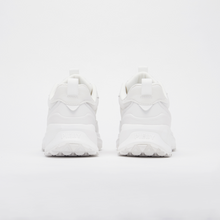 將圖片載入圖庫檢視器 PIEBY Once 全白色厚底運動慢跑鞋 (FTIsland 李洪基同款)