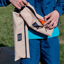 將圖片載入圖庫檢視器 OVER LAB Another Mountain 淡棕色環保收納包_L