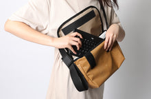 將圖片載入圖庫檢視器 OVER LAB Another Mountain 棕色環保郵差包