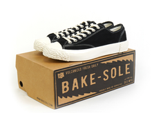 將圖片載入圖庫檢視器 BAKE-SOLE Sable 經典黑白色帆布鞋