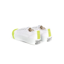 將圖片載入圖庫檢視器 BAKE-SOLE Scone 白x螢光綠帆布鞋