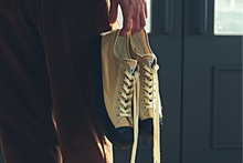 將圖片載入圖庫檢視器 BAKE-SOLE Yeast 米色x黑底帆布鞋