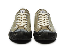將圖片載入圖庫檢視器 BAKE-SOLE Yeast 橄欖綠x黑底帆布鞋