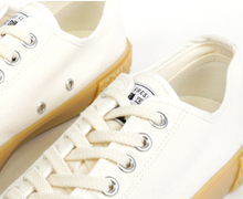 將圖片載入圖庫檢視器 BAKE-SOLE Sable 米白色x黃底帆布鞋