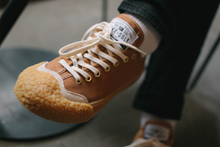 將圖片載入圖庫檢視器 BAKE-SOLE Scone 棕色帆布鞋