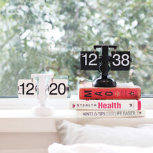 將圖片載入圖庫檢視器 MOOAS 復古翻轉立鐘 時鐘 _ 兩色